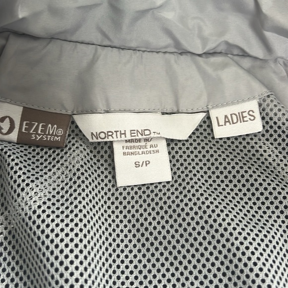 Water resistant and reflective soft jacket - Picture 3 of 3